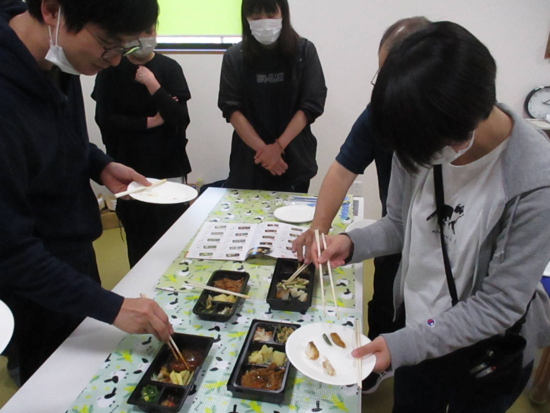 新お昼ご飯の試食会！